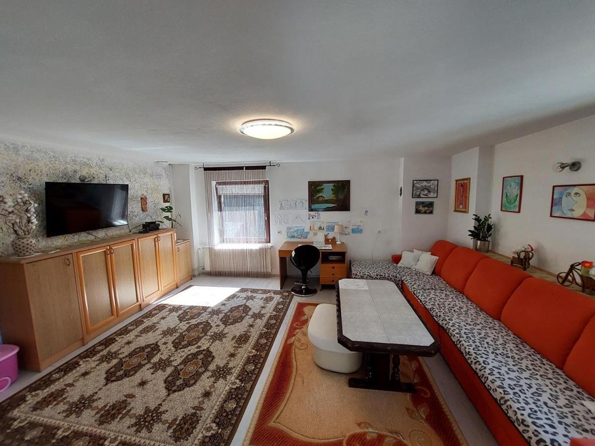 Tiha Dolina Villa Zelezniki ภายนอก รูปภาพ